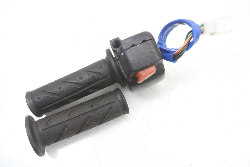 photo de COMMUTATORE DESTRO KYMCO AGILITY FR 2T 50 (2012 - 2017)