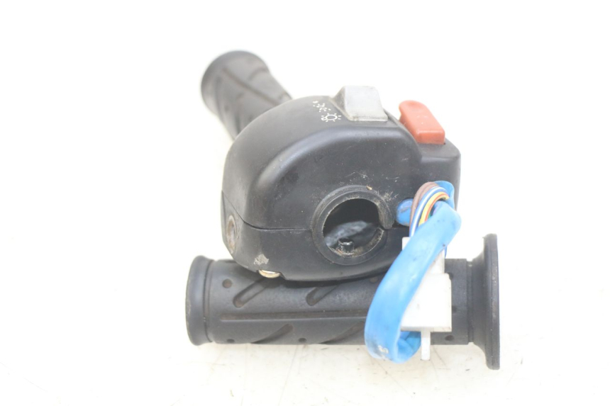 photo de MANUBRIO DESTRO KYMCO AGILITY RS 4T 50 (2009 - 2013)