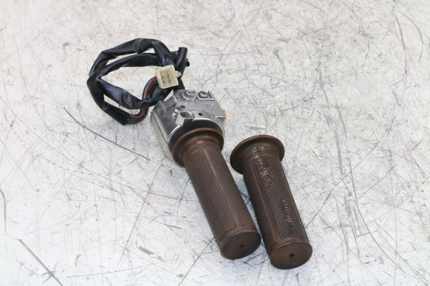 photo de COMANDO DESTRO BAOTIAN BT COLLECTOR 50 (2005 - 2013)