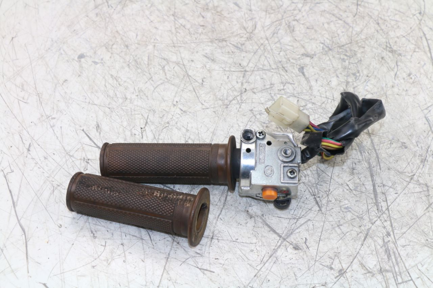 photo de COMANDO DESTRO BAOTIAN BT COLLECTOR 50 (2005 - 2013)