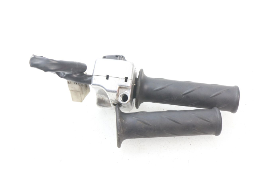 photo de COMANDO DESTRO PIAGGIO BEVERLY 125 (1998 - 2005)