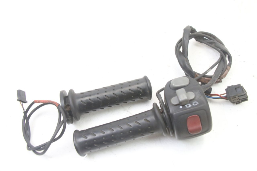 photo de MANUBRIO DESTRO BMW C1 125 (2000 - 2003)