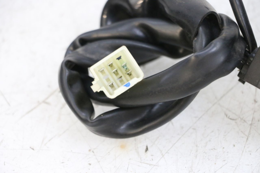 photo de COMMUTATORE DESTRO MAG POWER BOMBERS 4T 50 (2016 - 2026) - Marcature e riferimenti originali