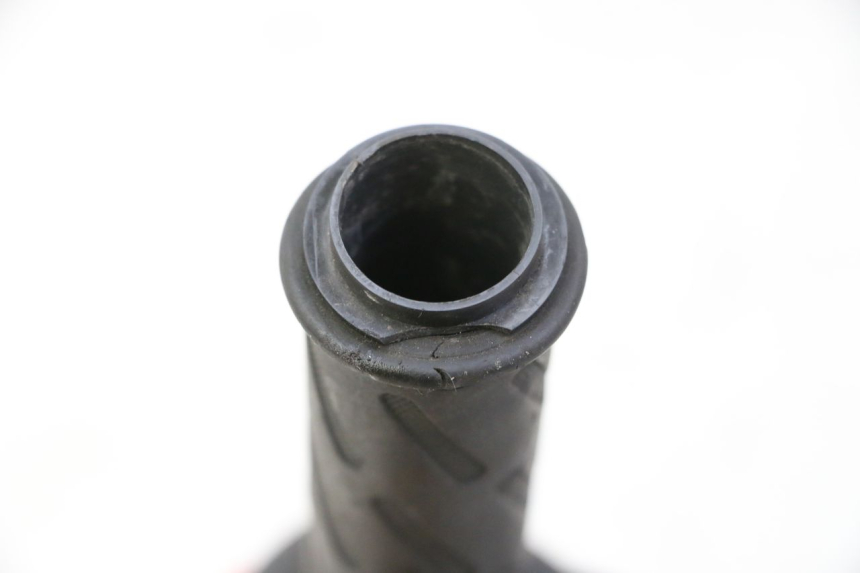 photo de MANUBRIO DESTRO SUZUKI BURGMAN 125 (2007 - 2014)