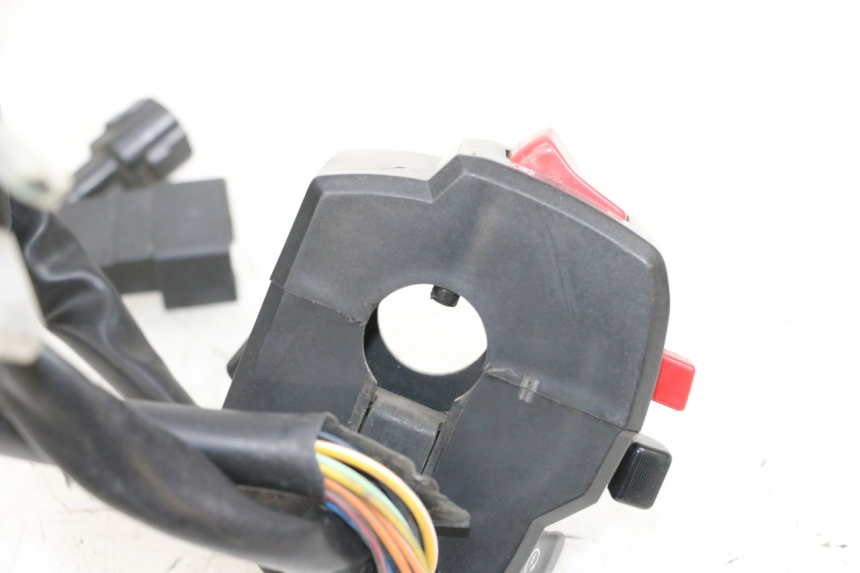 photo de COMMUTATORE DESTRO SUZUKI BURGMAN 650 (2013 - 2020)