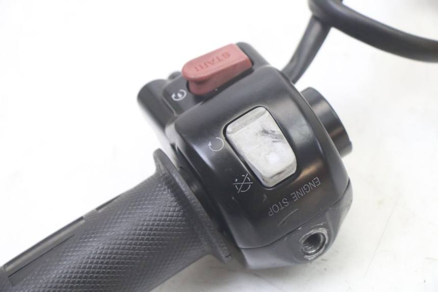 photo de MANUBRIO DESTRO YAMAHA BW'S BWS 125 (2010 - 2013)