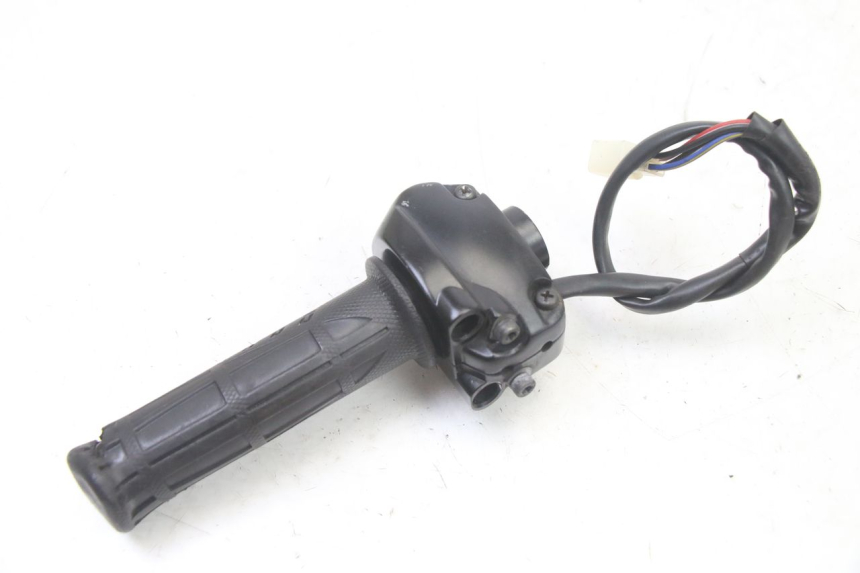 photo de MANUBRIO DESTRO YAMAHA BW'S BWS 125 (2010 - 2013)