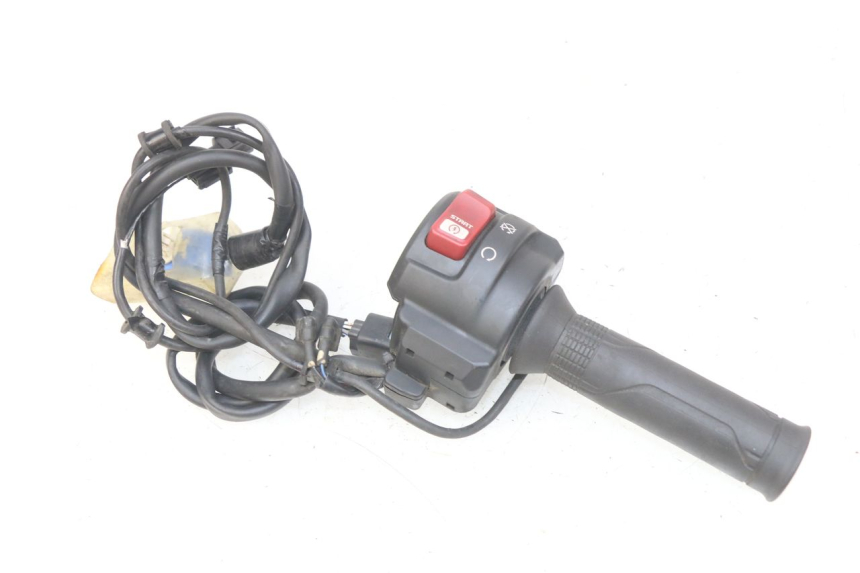 photo de MANUBRIO DESTRO HONDA CB R 1000 (2018 - 2023)