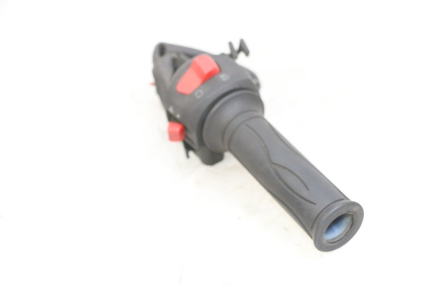 photo de COMMUTATORE DESTRO KSR CODE 125 (2018 - 2020) - Altra angolazione