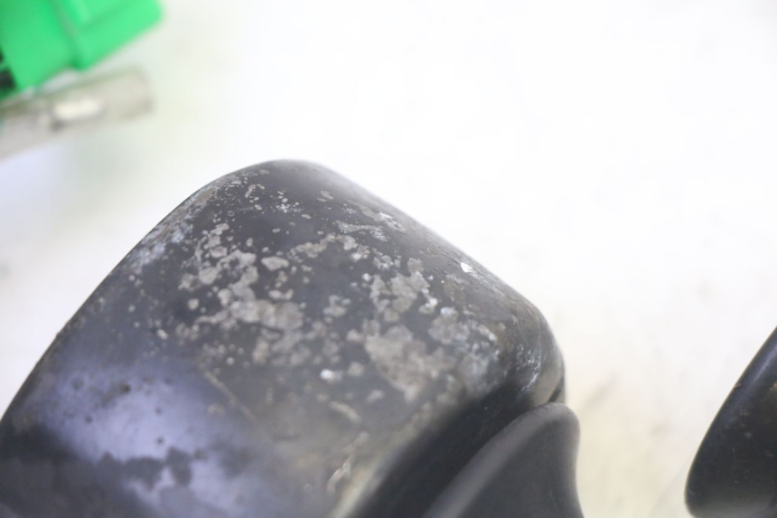 photo de MANUBRIO DESTRO SYM CROX 4T 50 (2016 - 2023)