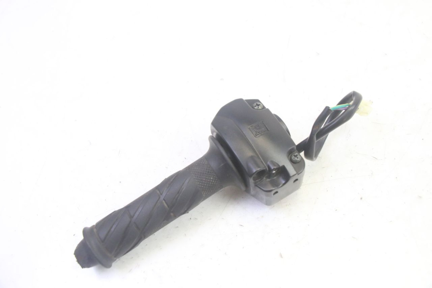 photo de MANUBRIO DESTRO LONGJIA DIGITA 4T 50 (2019 - 2022) - Vista d'insieme del prodotto