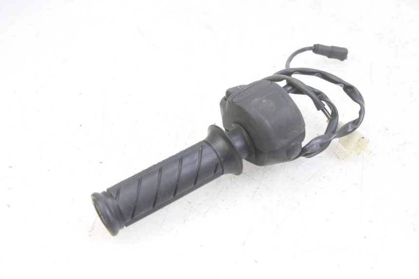 photo de MANUBRIO DESTRO GILERA DNA 50 (2000 - 2007)