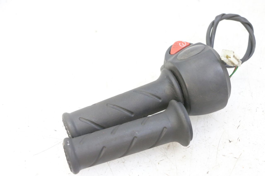 photo de COMMUTATORE DESTRO PEUGEOT ELYSTAR 125 (2002 - 2007)