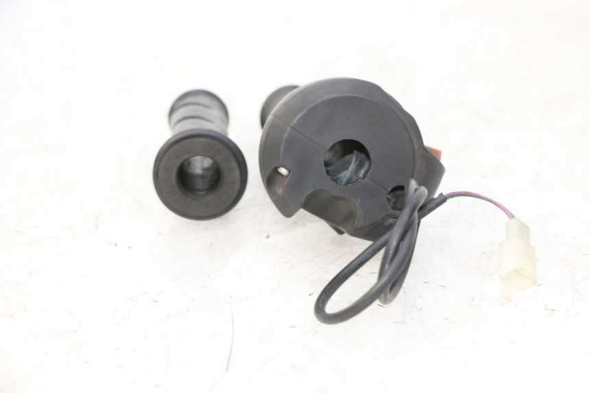 photo de COMANDO DESTRO PEUGEOT ELYSTAR 50 (2002 - 2014)