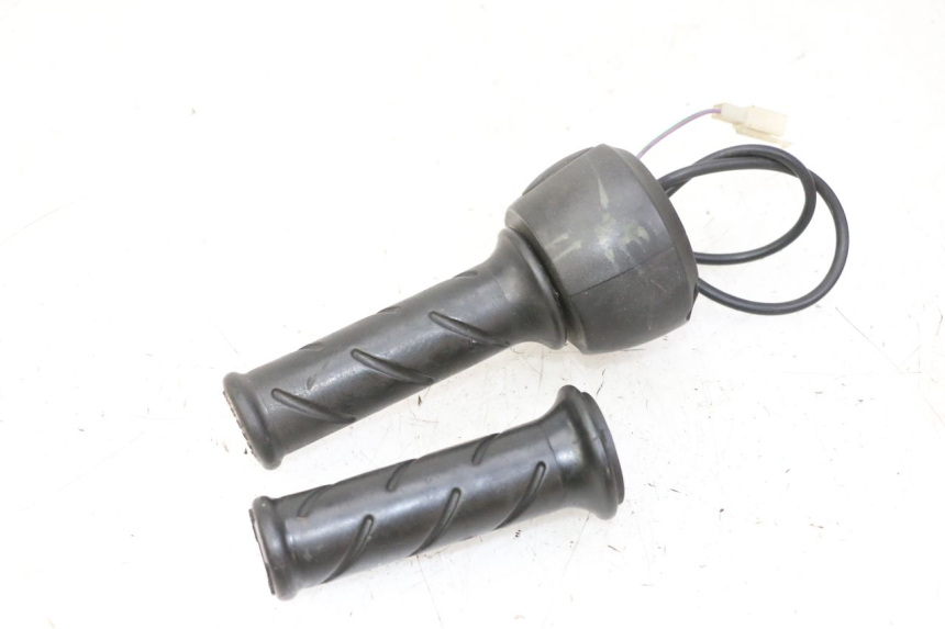 photo de COMANDO DESTRO PEUGEOT ELYSTAR 50 (2002 - 2014)