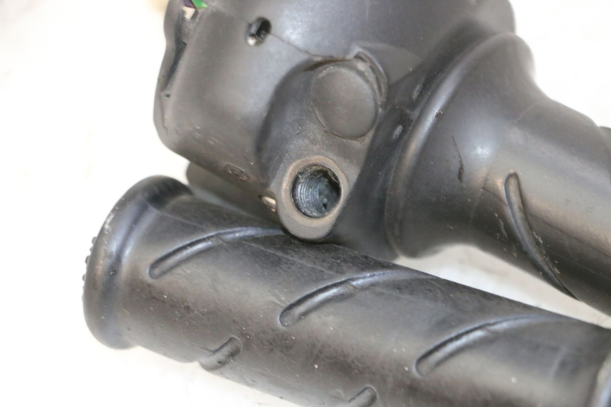 photo de COMANDO DESTRO PEUGEOT ELYSTAR 50 (2002 - 2014)