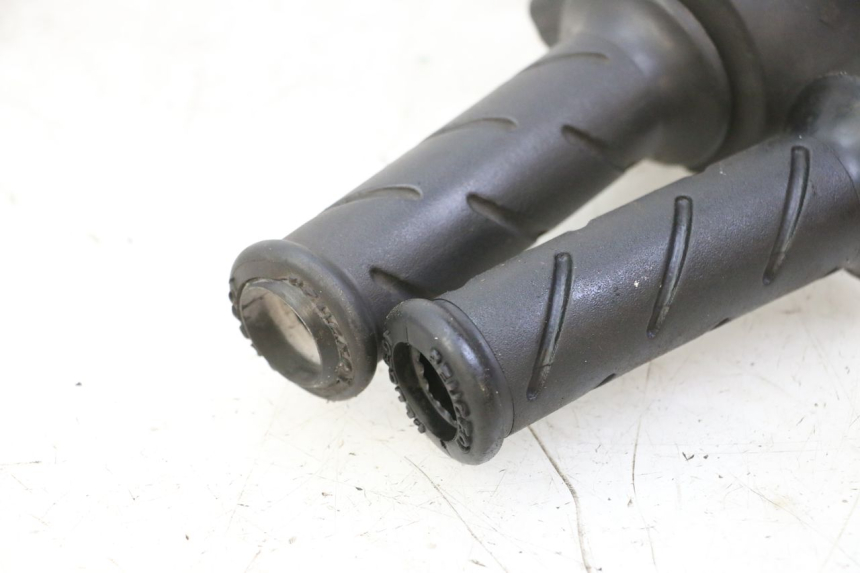 photo de COMANDO DESTRO PEUGEOT ELYSTAR 50 (2002 - 2014)