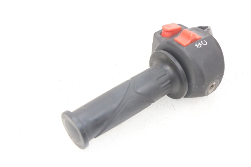 photo de MANUBRIO DESTRO JM MOTORS EVOLIS 4T 50 (2018 - 2022)