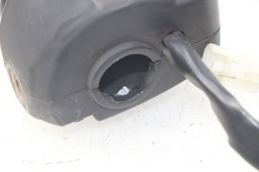 photo de MANUBRIO DESTRO JM MOTORS EVOLIS 4T 50 (2018 - 2022)