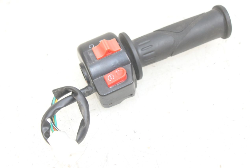 photo de MANUBRIO DESTRO JM MOTORS EVOLIS 4T 50 (2018 - 2022)