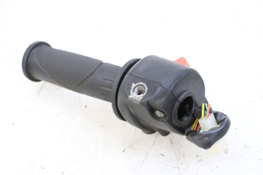 photo de MANUBRIO DESTRO JM MOTORS EVOLIS 4T 50 (2018 - 2022)