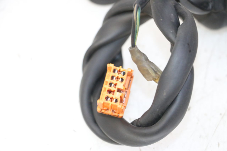 photo de MANUBRIO DESTRO HONDA FES S-WING SWING ABS 125 (2007 - 2015)