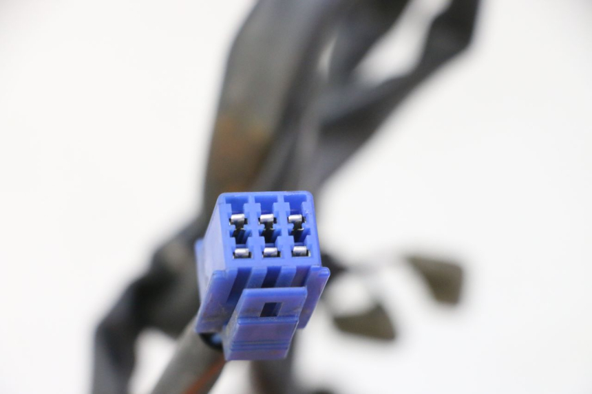 photo de COMMUTATORE DESTRO YAMAHA FZ6 N FAZER 600 (2004 - 2006)