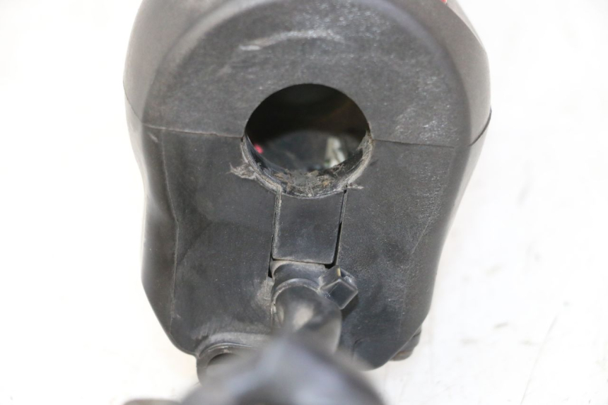 photo de COMMUTATORE DESTRO YAMAHA FZ6 N FAZER 600 (2004 - 2006)