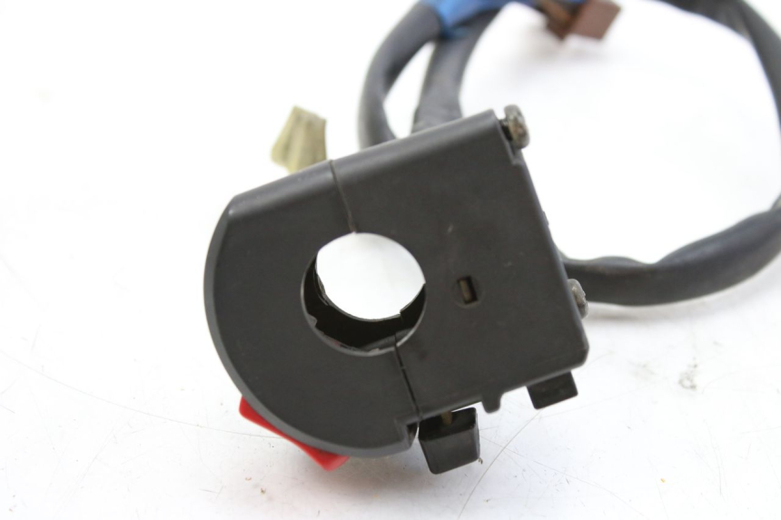 photo de MANUBRIO DESTRO YAMAHA FZS FAZER 600 (1998 - 2001)