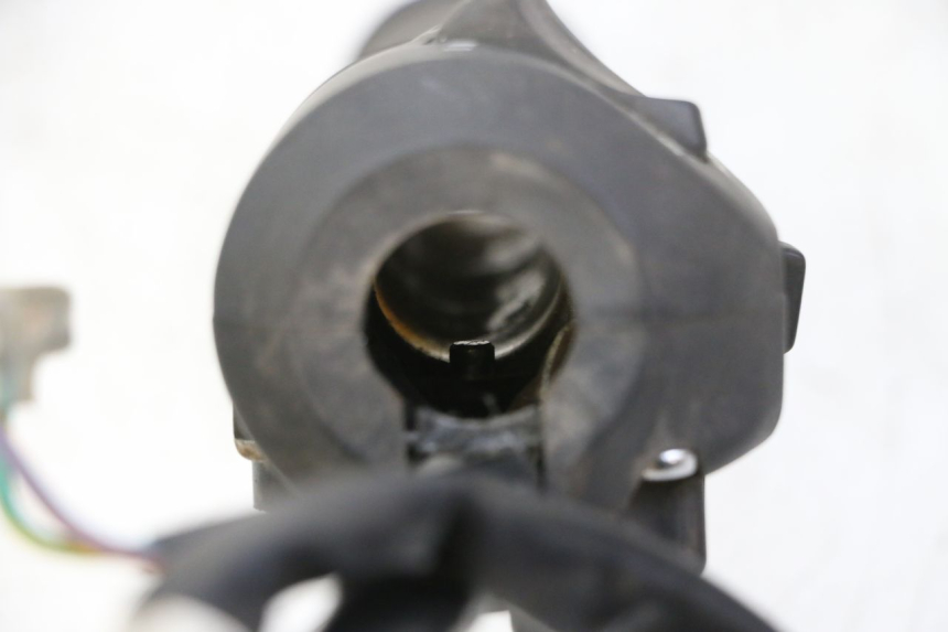 photo de COMMUTATORE DESTRO KYMCO GRAND DINK 125 (2008 - 2014)