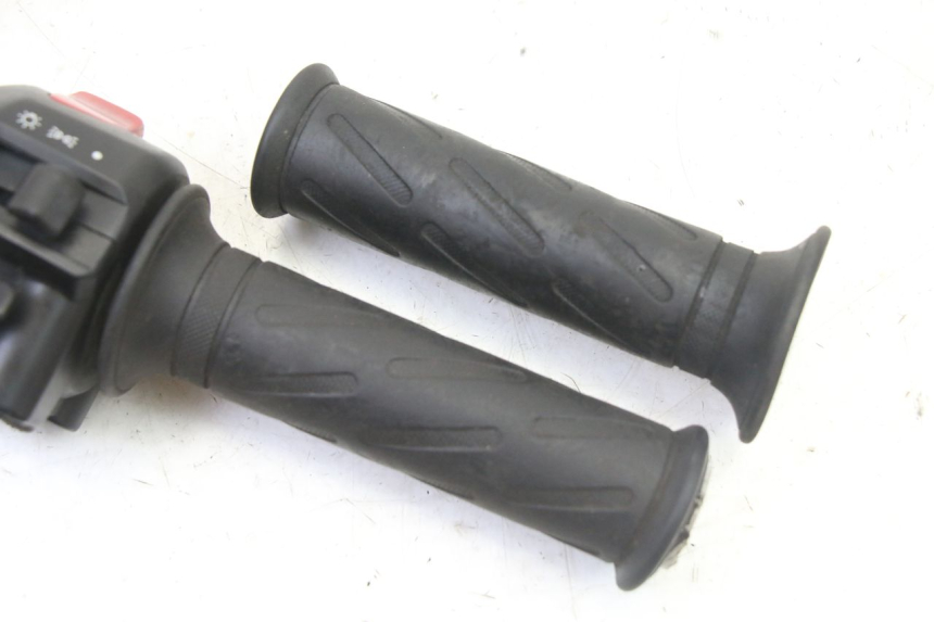 photo de COMANDO DESTRO SUZUKI GS GSE 500 (2001 - 2003)