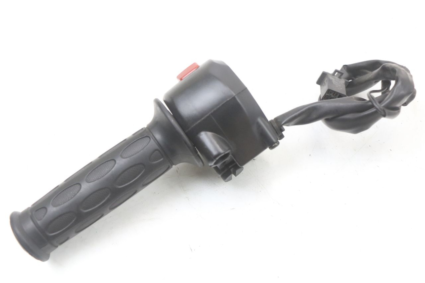 photo de MANUBRIO DESTRO HYOSUNG GTR 125 (2006 - 2008) - Primo piano tecnico