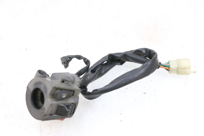 photo de COMMUTATORE DESTRO JM MOTORS GTS 125 (2015 - 2019) - Altra angolazione