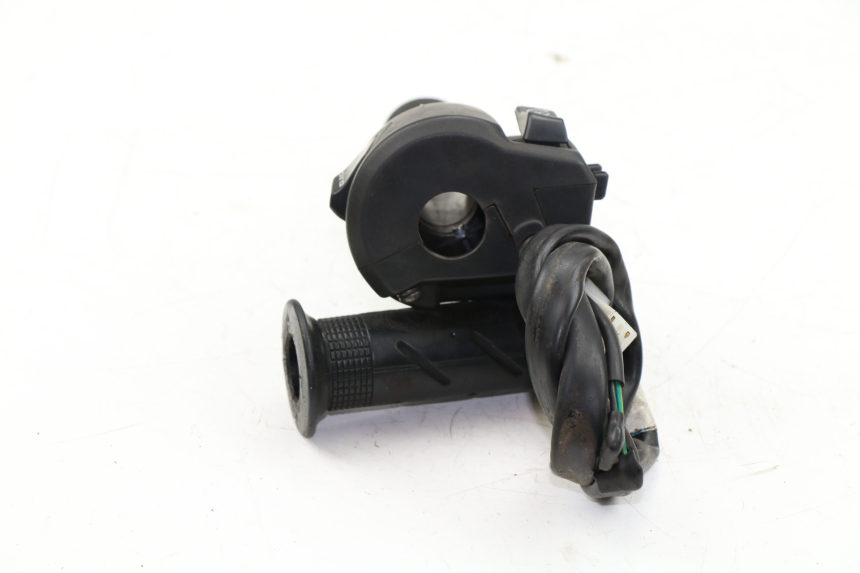 photo de COMANDO DESTRO HONDA PCX (JF28) 125 (2009 - 2011)