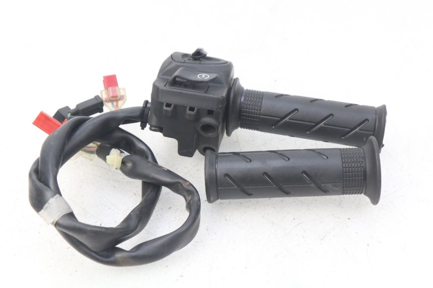 photo de Comando destro HONDA PCX (JF57/JF64) 125 (2014 - 2018)