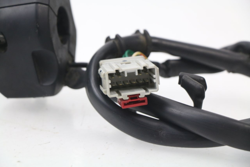 photo de Comando destro HONDA VFR F 1200 (2010 - 2015)