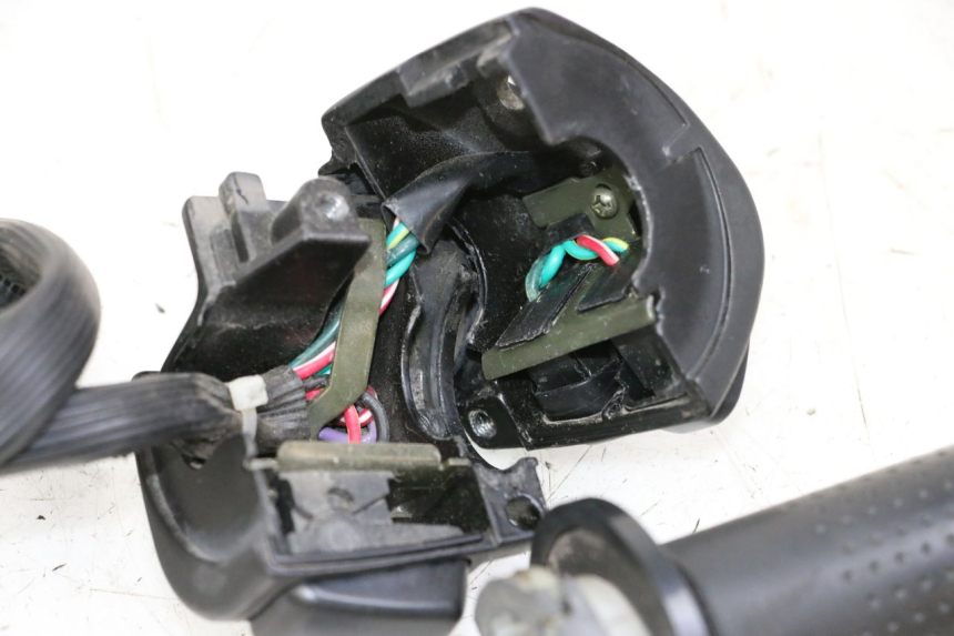 photo de COMMUTATORE DESTRO KEEWAY K-LIGHT KLIGHT 125 (2018 - 2025)