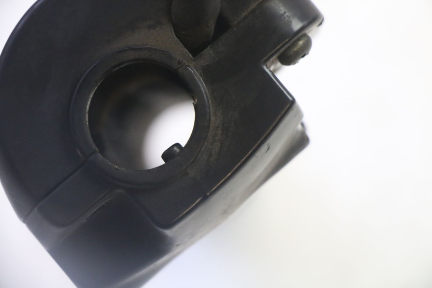 photo de MANUBRIO DESTRO PEUGEOT KISBEE 2T 50 (2010 - 2017)