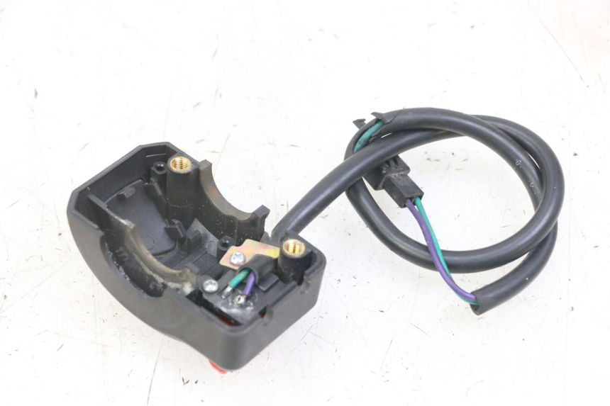 photo de MANUBRIO DESTRO PEUGEOT KISBEE 4T 50 (2018 - 2022)