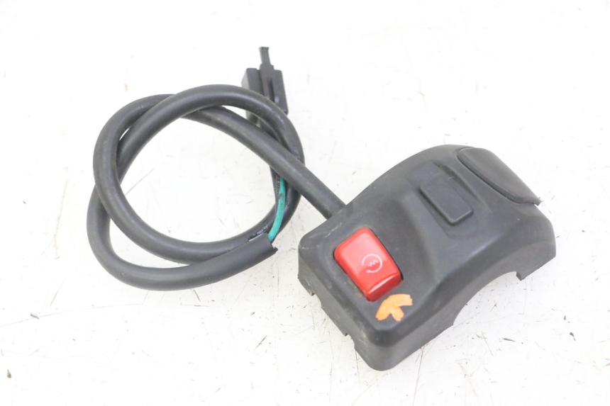 photo de MANUBRIO DESTRO PEUGEOT KISBEE 4T 50 (2018 - 2022)