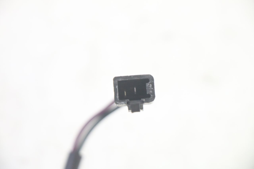 photo de MANUBRIO DESTRO PEUGEOT KISBEE 4T 50 (2010 - 2017) - Dettagli dei punti di fissaggio