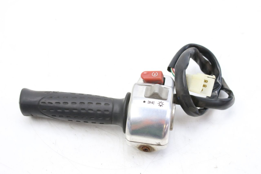 photo de MANUBRIO DESTRO KYMCO SENTO 100 (2008 - 2013)