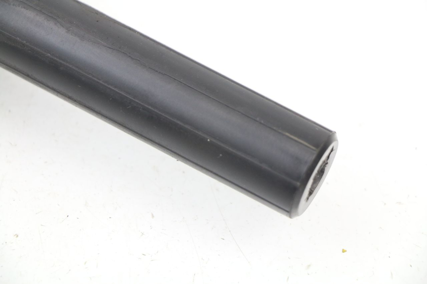 photo de MANUBRIO DESTRO PEUGEOT LUDIX BLASTER 50 (2006 - 2014)