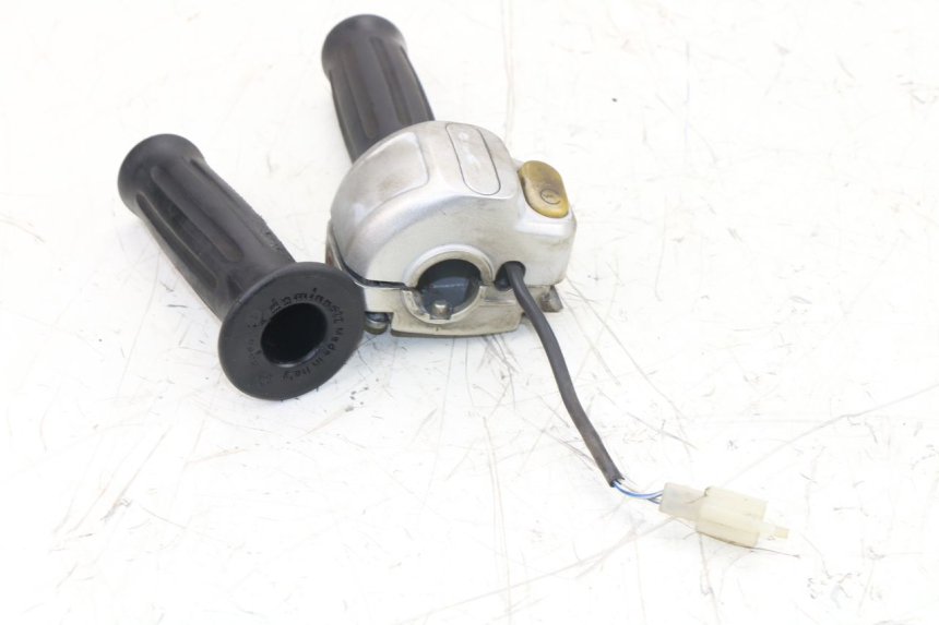 photo de MANUBRIO DESTRO MBK FLIPPER 50 (2004 - 2012)