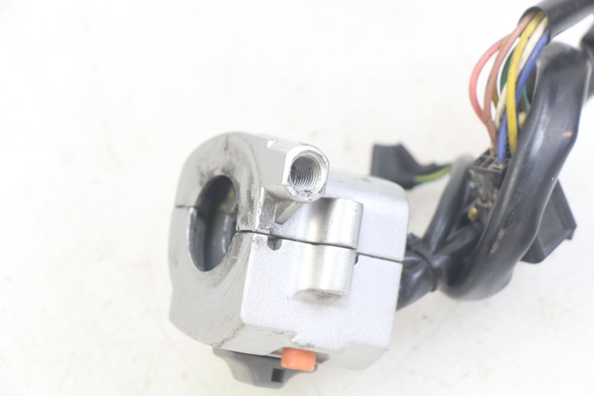 photo de MANUBRIO DESTRO SYM MIO 50 (2011 - 2017)