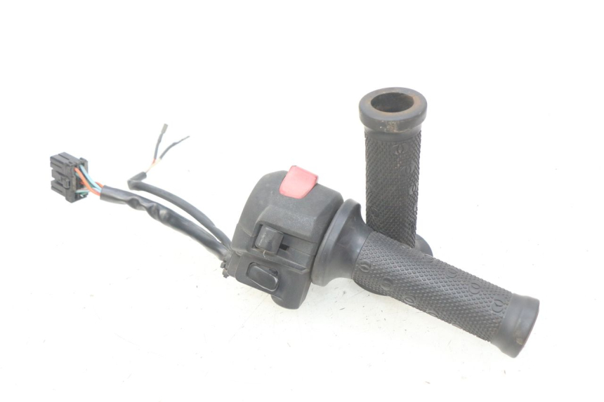 photo de MANUBRIO DESTRO GILERA NEXUS 125 (2009 - 2013)