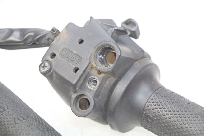 photo de MANUBRIO DESTRO GILERA NEXUS 125 (2009 - 2013)