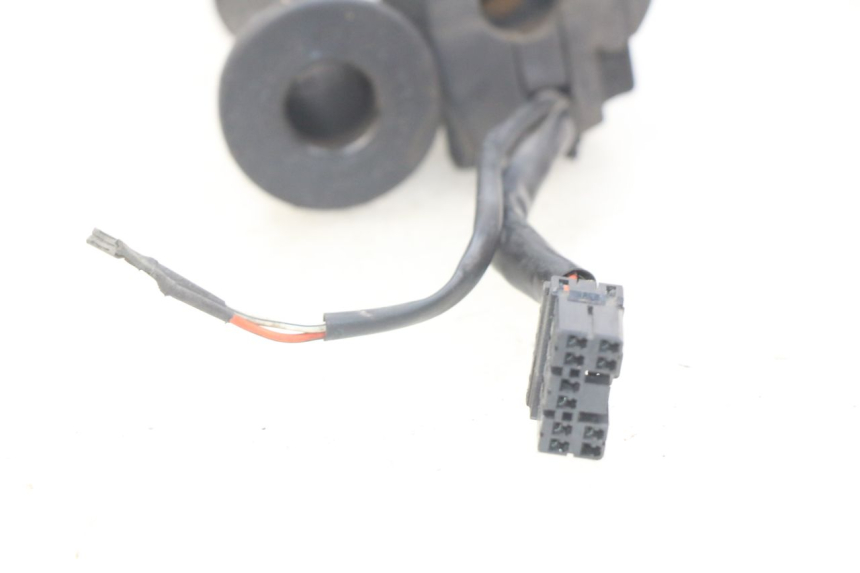 photo de MANUBRIO DESTRO GILERA NEXUS 125 (2009 - 2013)