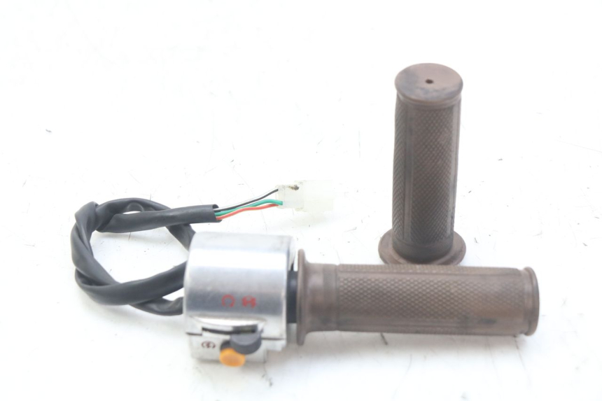 photo de COMMUTATORE DESTRO JM MOTORS OLDIES 4T 50 (2010 - 2020)