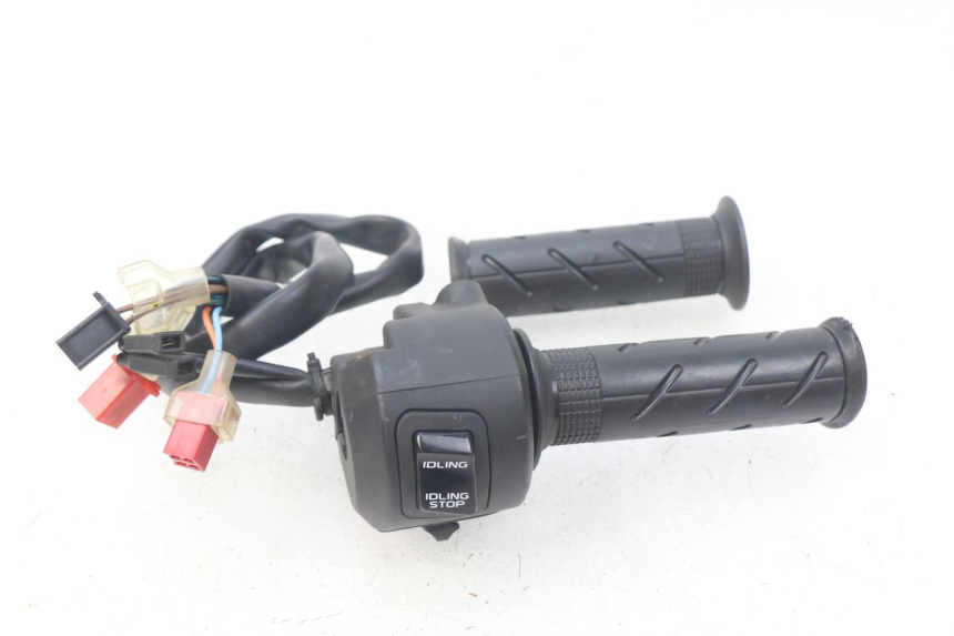 photo de Comando destro HONDA PCX (JF57/JF64) 125 (2014 - 2018)